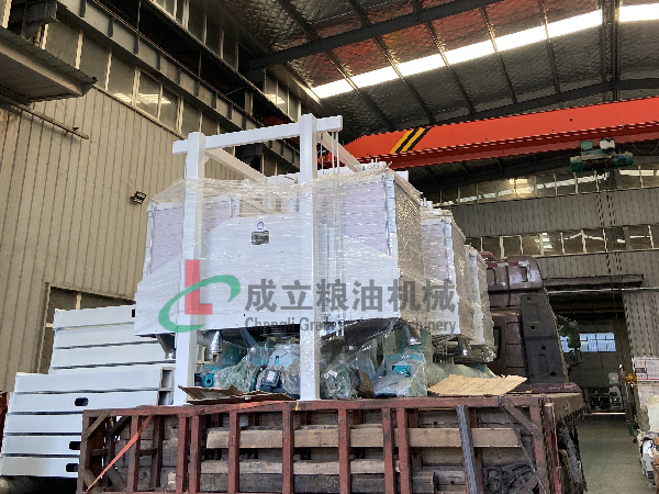 新疆日产30吨玉米小蝌蚪网站在线观看，厂家发货中